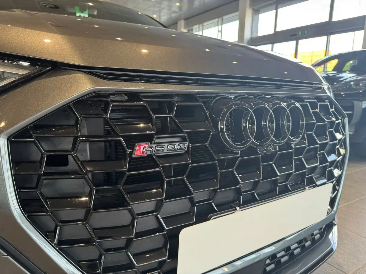 Audi RS Q3 Sportback usata a Firenze (7)