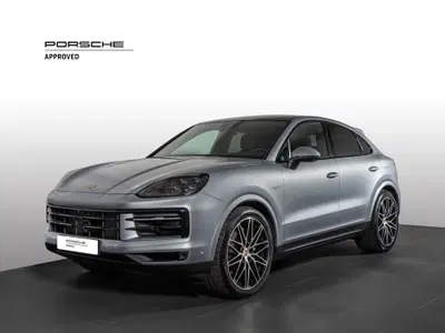 Porsche Cayenne 3.0 e-hybrid tiptronic del 2025 usata a Firenze