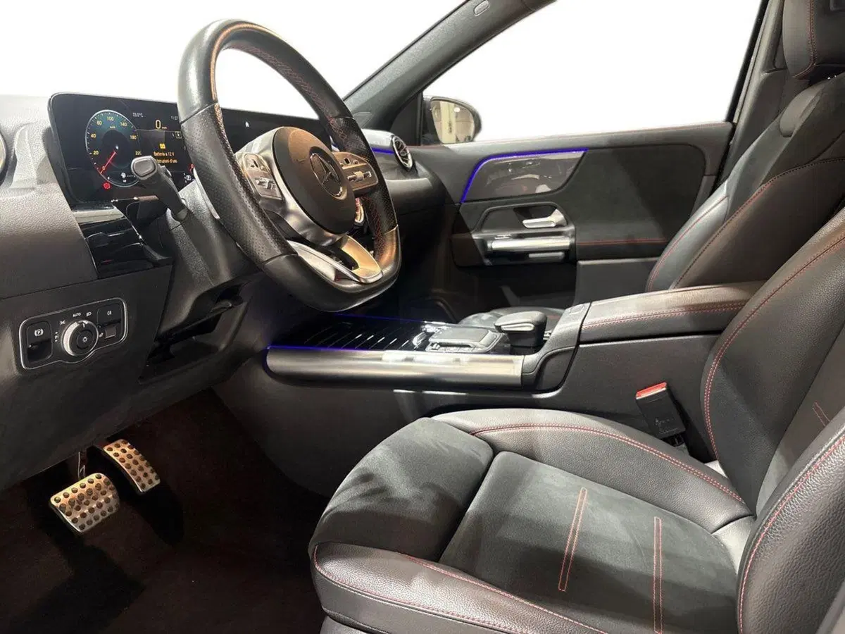 Mercedes-Benz GLA SUV usata a Napoli (10)