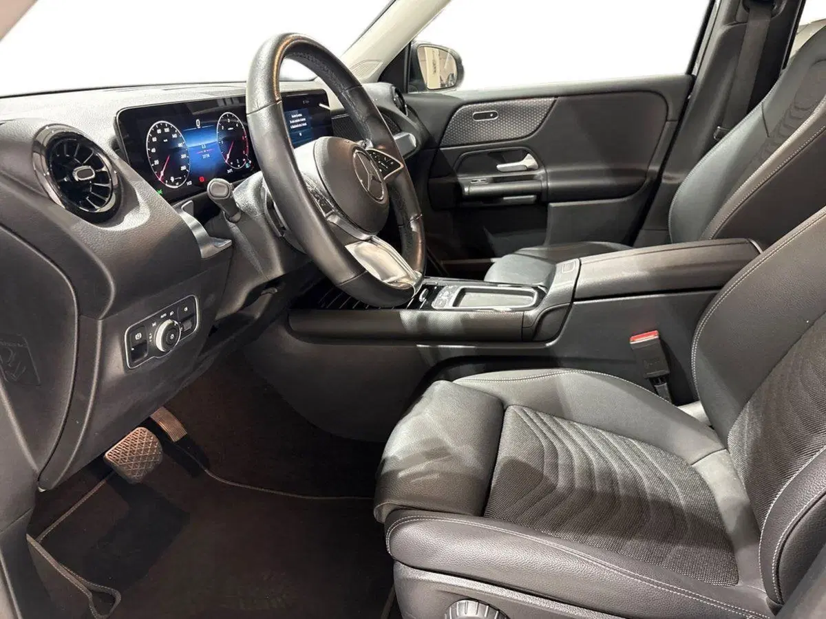 Mercedes-Benz GLB usata a Napoli (10)