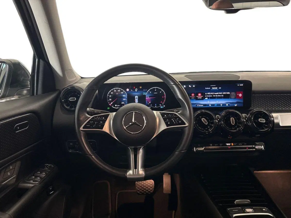 Mercedes-Benz GLB usata a Napoli (11)