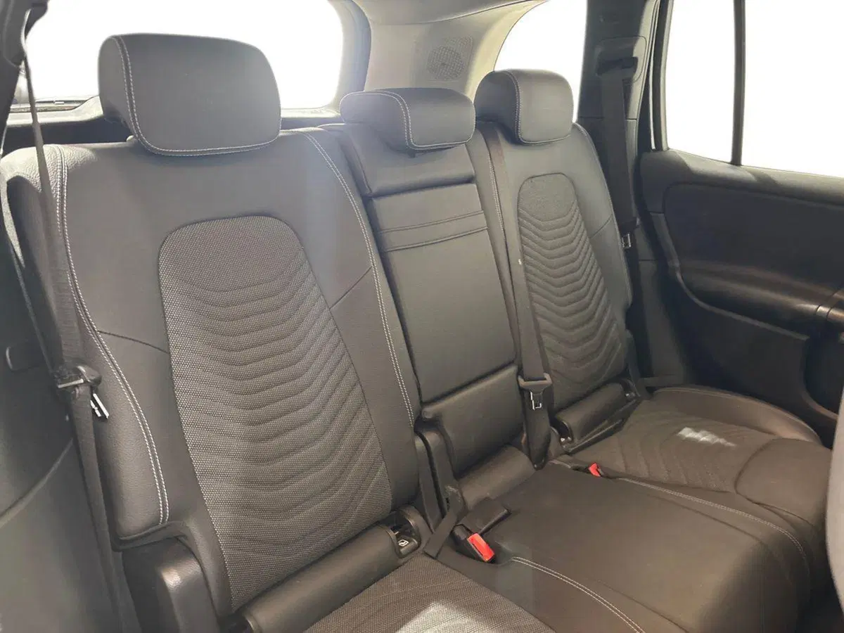Mercedes-Benz GLB usata a Napoli (16)