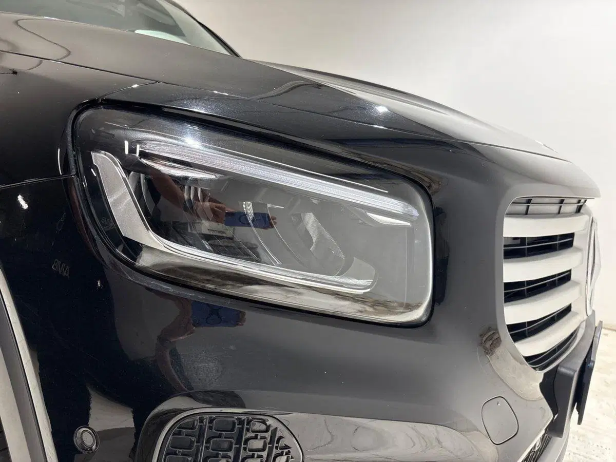 Mercedes-Benz GLB usata a Napoli (7)