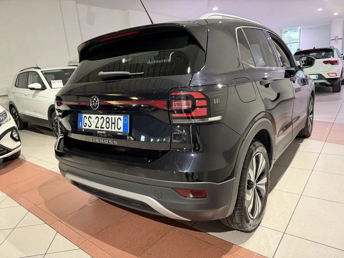 Volkswagen T-Cross usata a Genova (5)