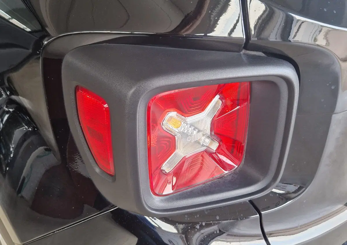 Jeep Renegade usata a Terni (16)