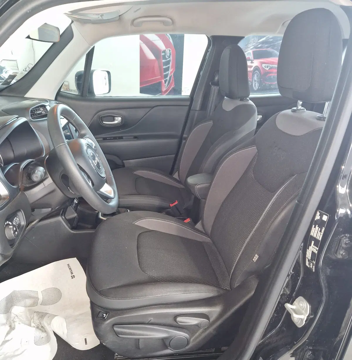 Jeep Renegade usata a Terni (7)