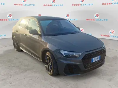 Audi A1 Sportback 35 TFSI S tronic S line edition del 2025 usata a Massa