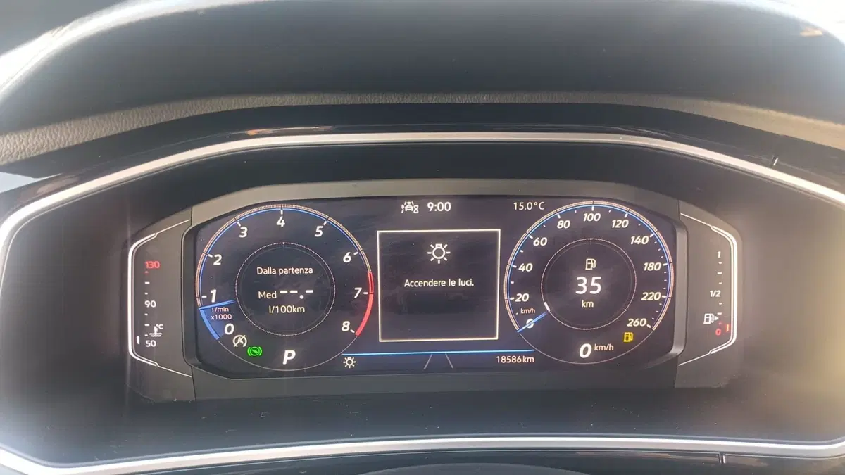 Volkswagen T-Roc usata a Massa-Carrara (9)