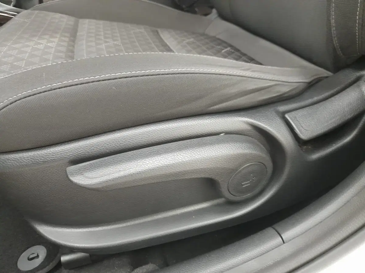 Kia Rio usata a Alessandria (18)