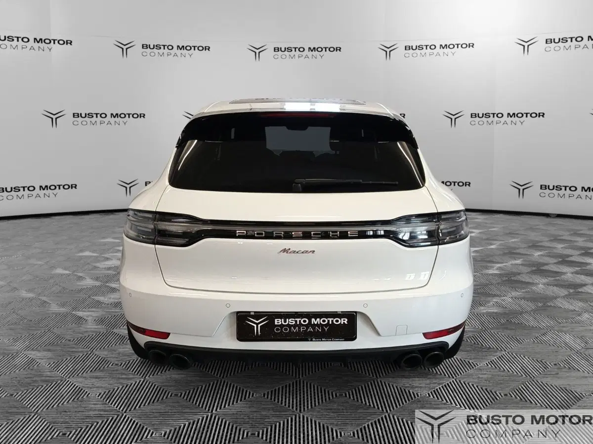 Porsche Macan usata a Varese (5)