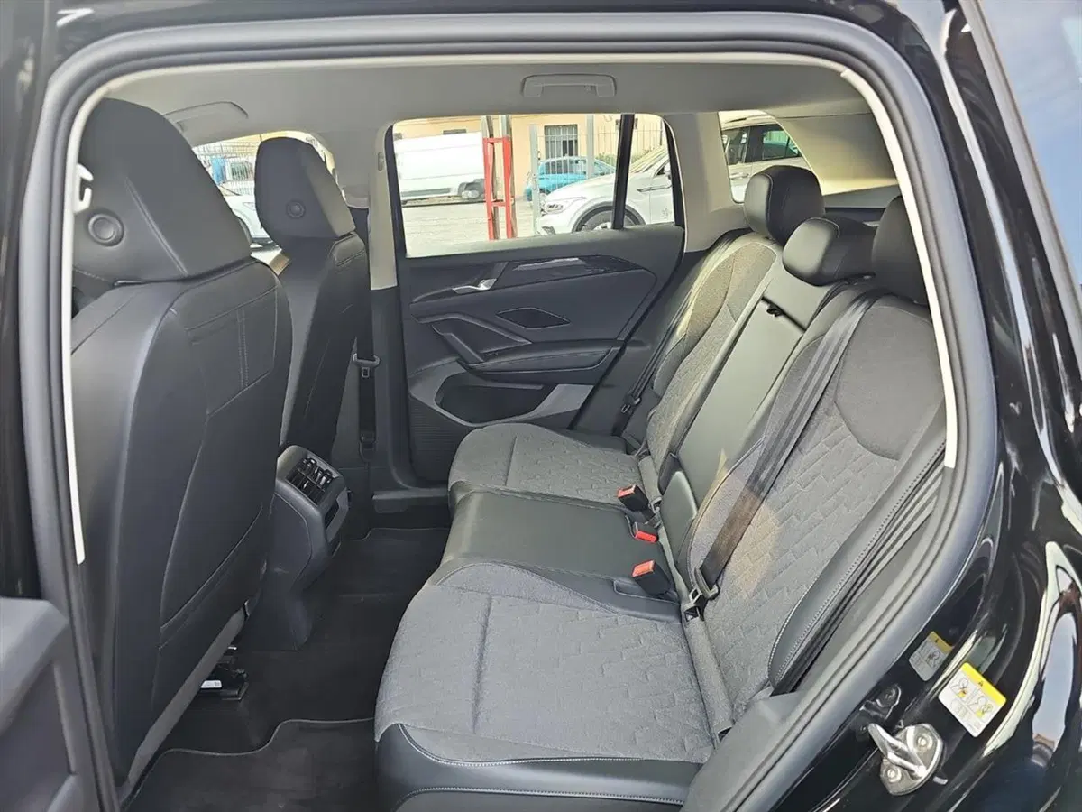 Volkswagen Tiguan usata a Lecco (12)