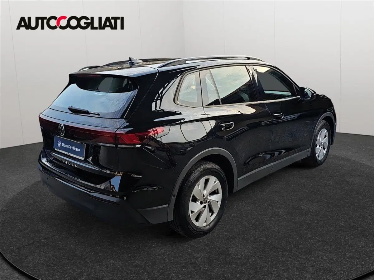 Volkswagen Tiguan usata a Lecco (7)