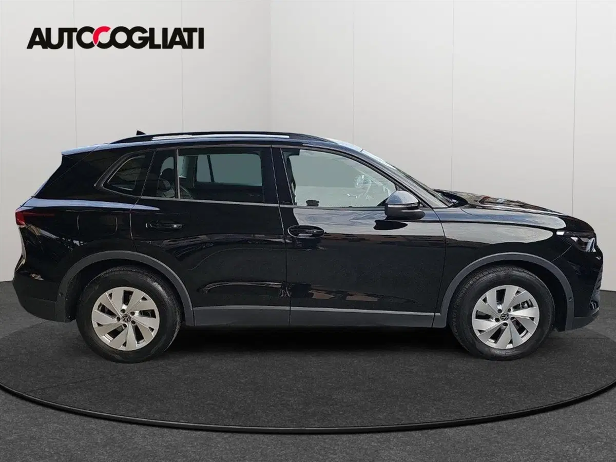 Volkswagen Tiguan usata a Lecco (8)