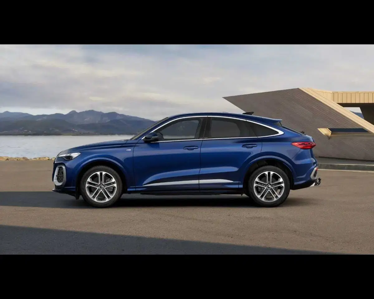 Audi Q5 Sportback usata a Bologna (2)
