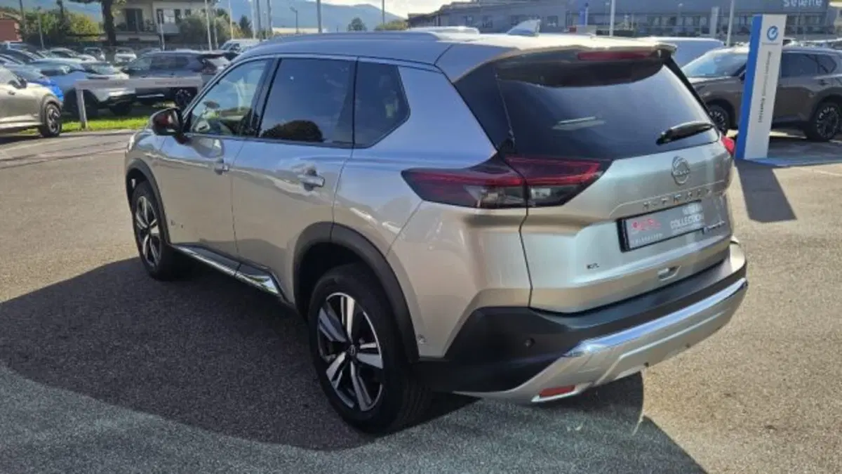 Nissan X-Trail usata a Lucca (6)