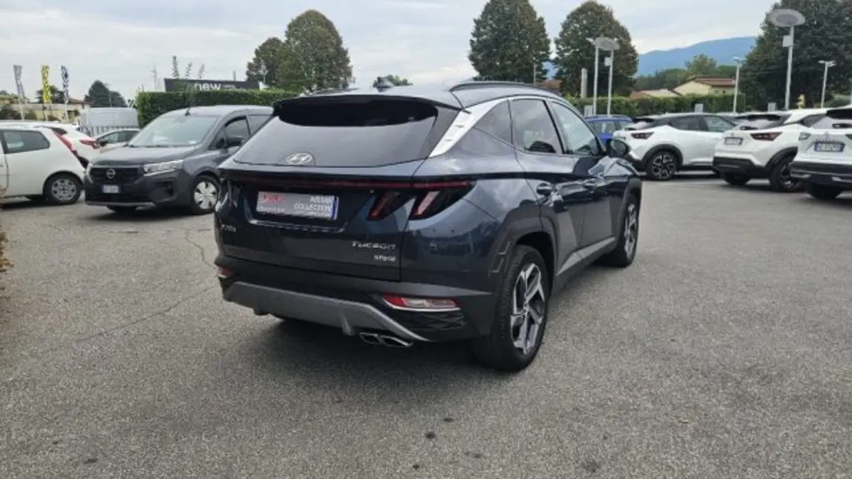 Hyundai Tucson usata a Lucca (4)