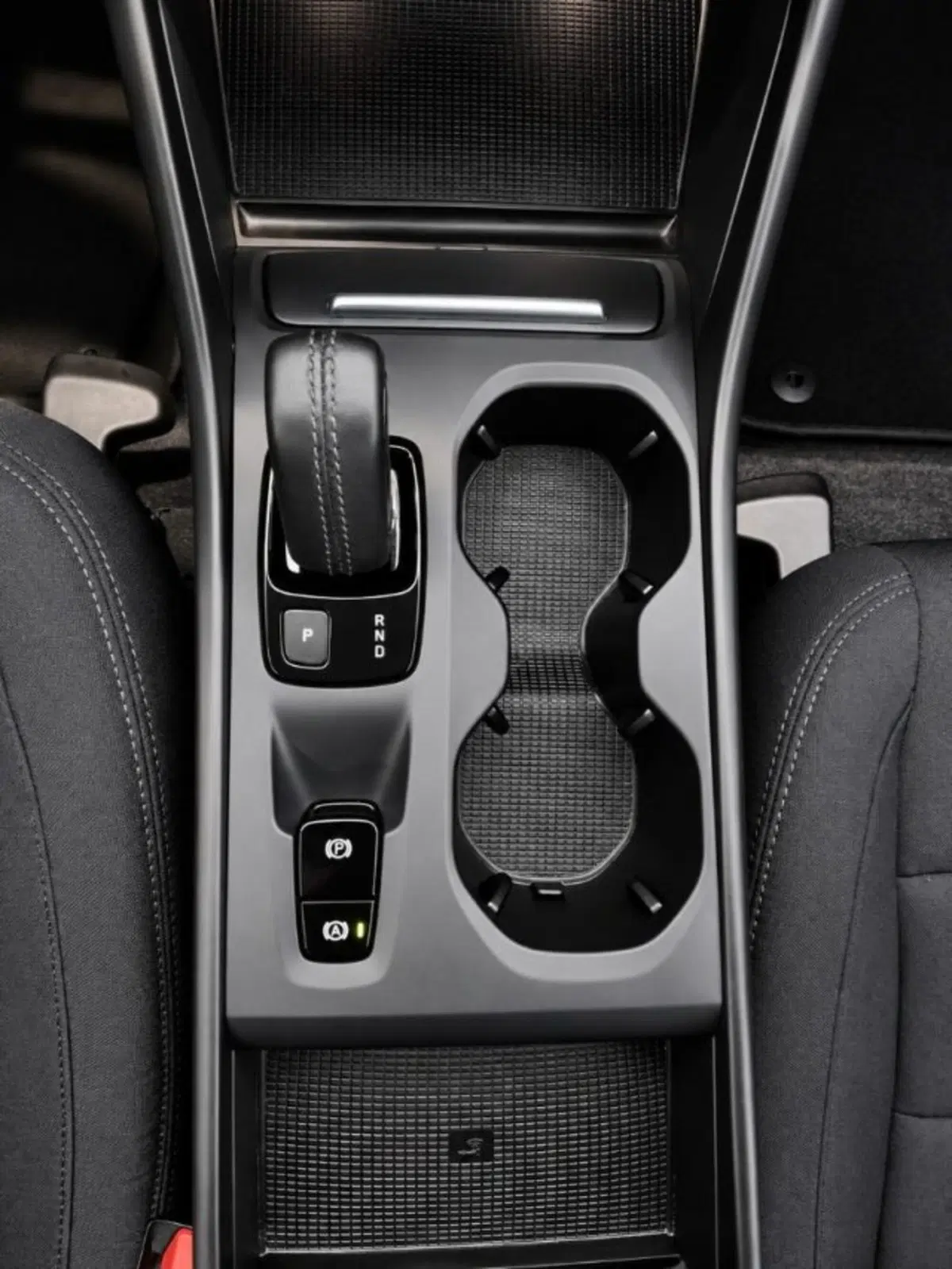 Volvo XC40 usata a Firenze (12)
