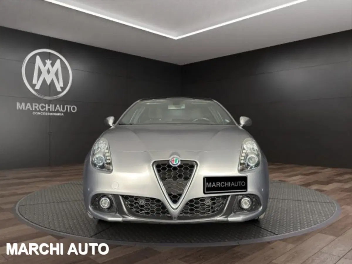 Alfa Romeo Giulietta usata a Perugia (2)