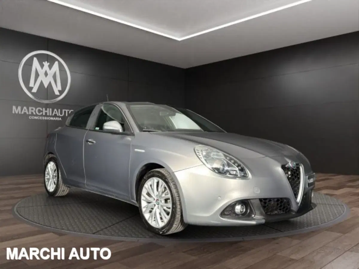 Alfa Romeo Giulietta usata a Perugia (3)