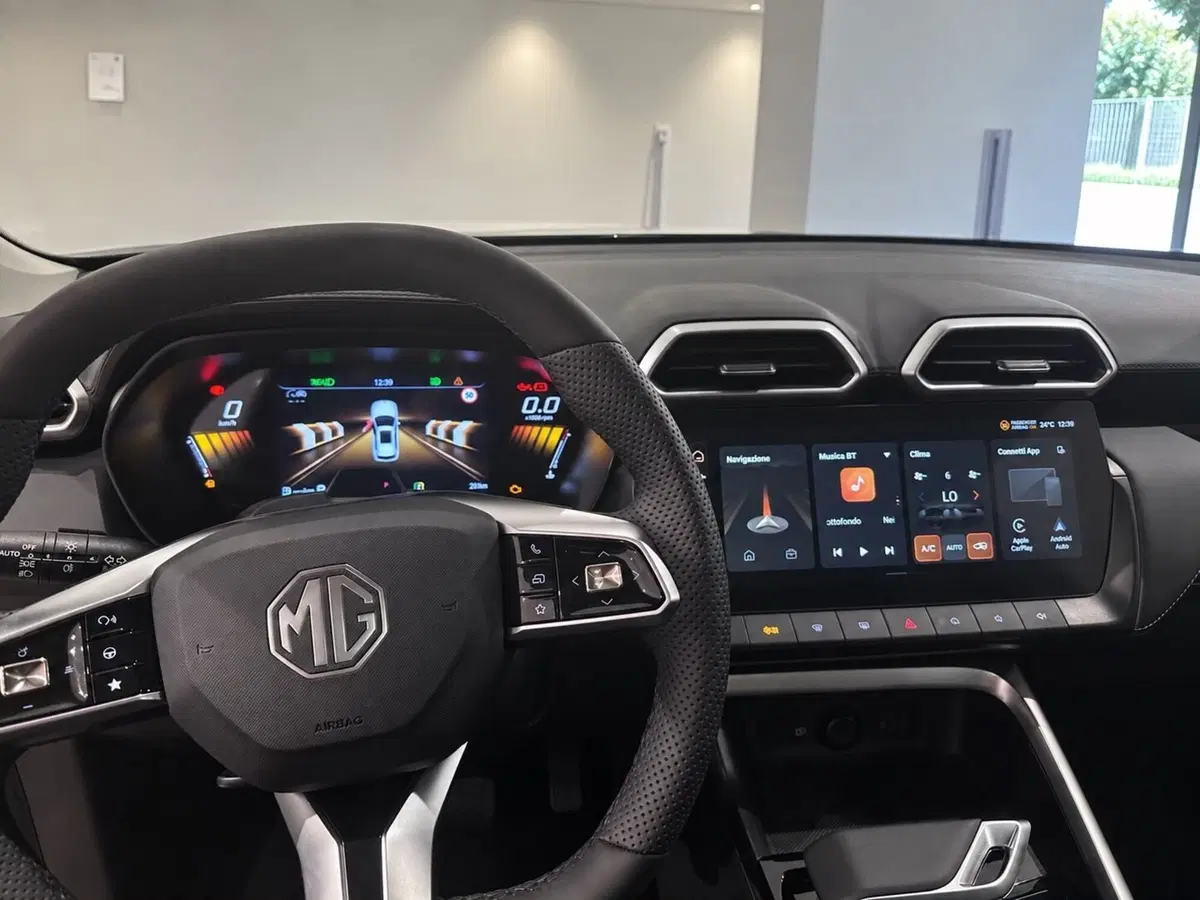 Mg ZS nuova a Napoli (5)