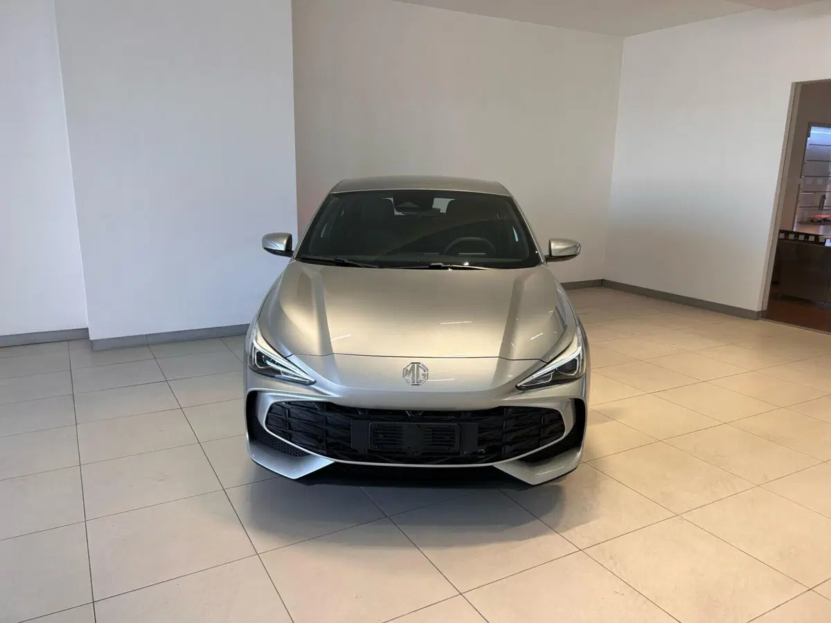 Mg MG3 nuova a Napoli (8)