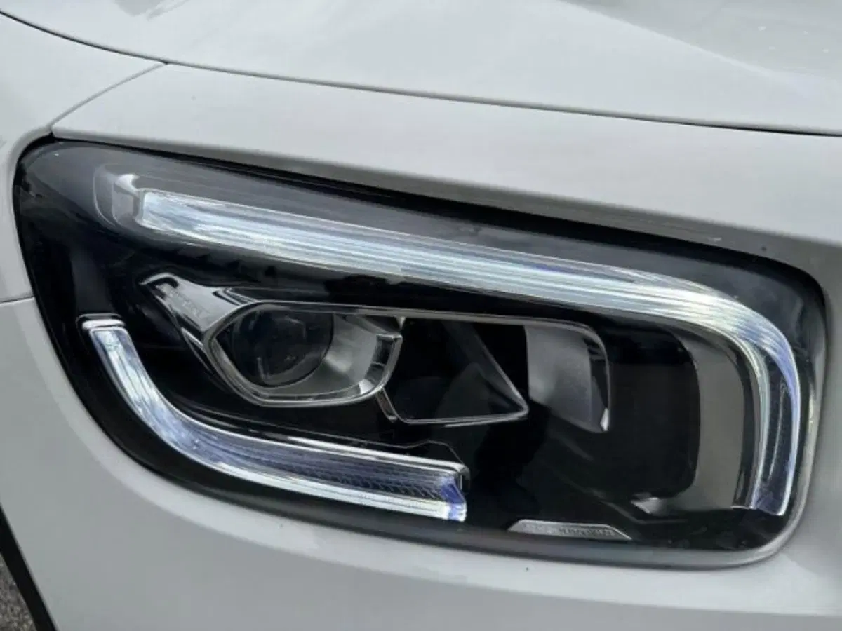 Mercedes-Benz GLB usata a Avellino (7)