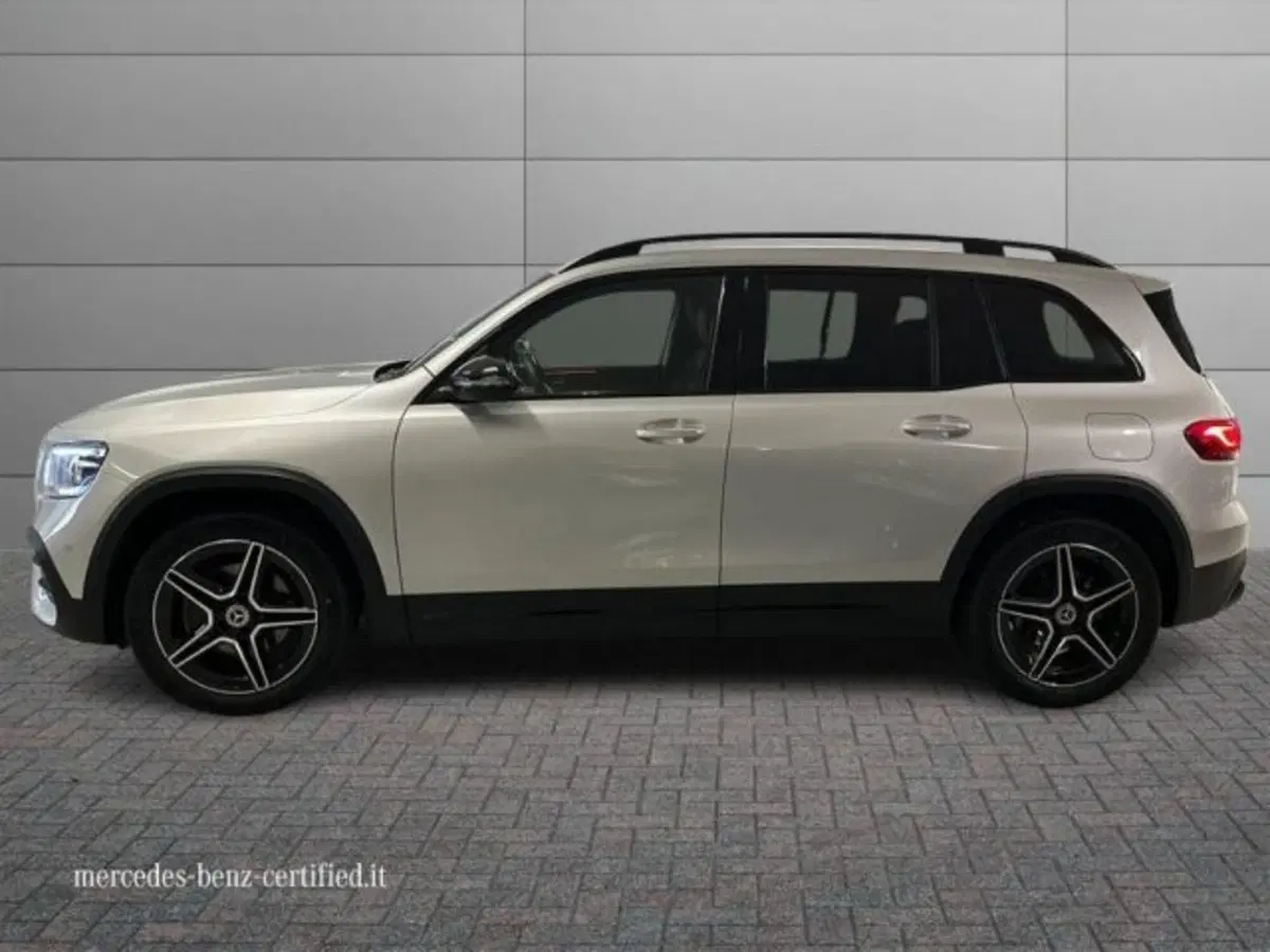 Mercedes-Benz GLB usata a Avellino (6)