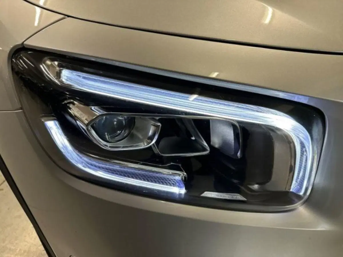 Mercedes-Benz GLB usata a Avellino (7)