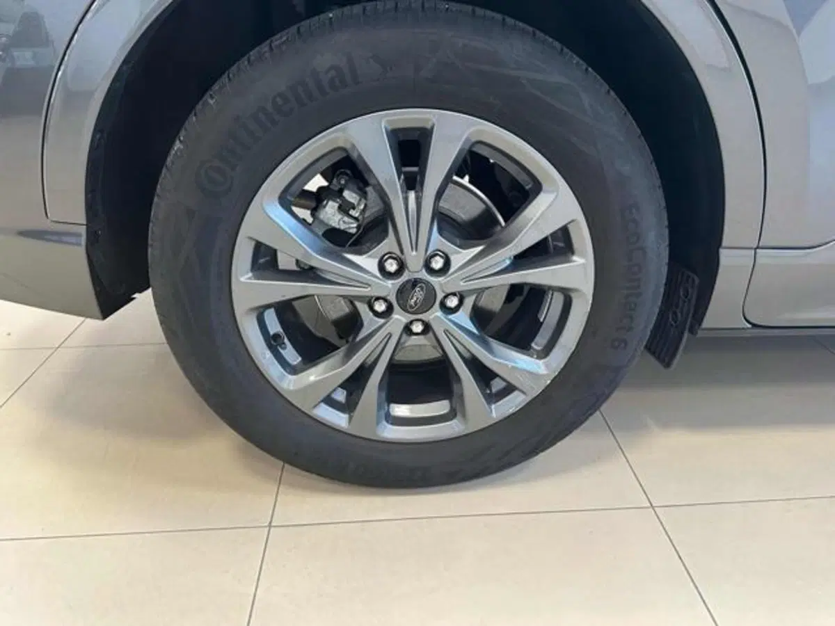 Ford Kuga usata a Lucca (12)