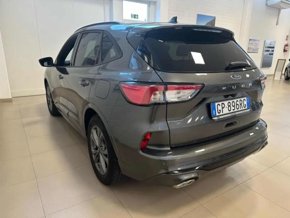 Ford Kuga usata a Lucca (5)