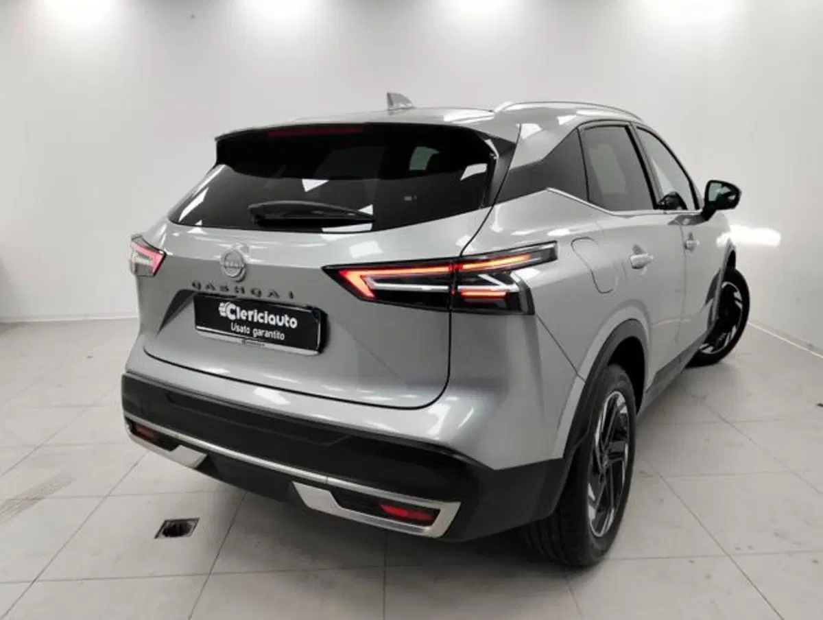 Nissan Qashqai usata a Como (2)
