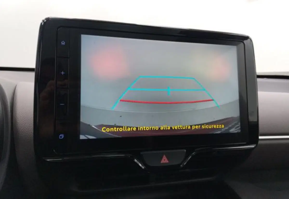 Toyota Yaris Cross usata a Como (14)