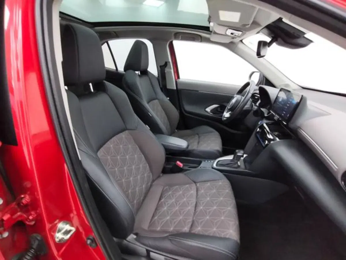 Toyota Yaris Cross usata a Como (3)