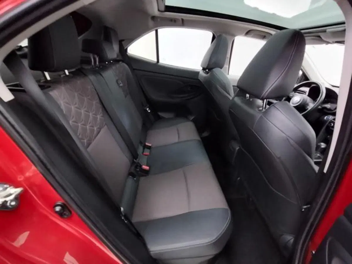 Toyota Yaris Cross usata a Como (5)