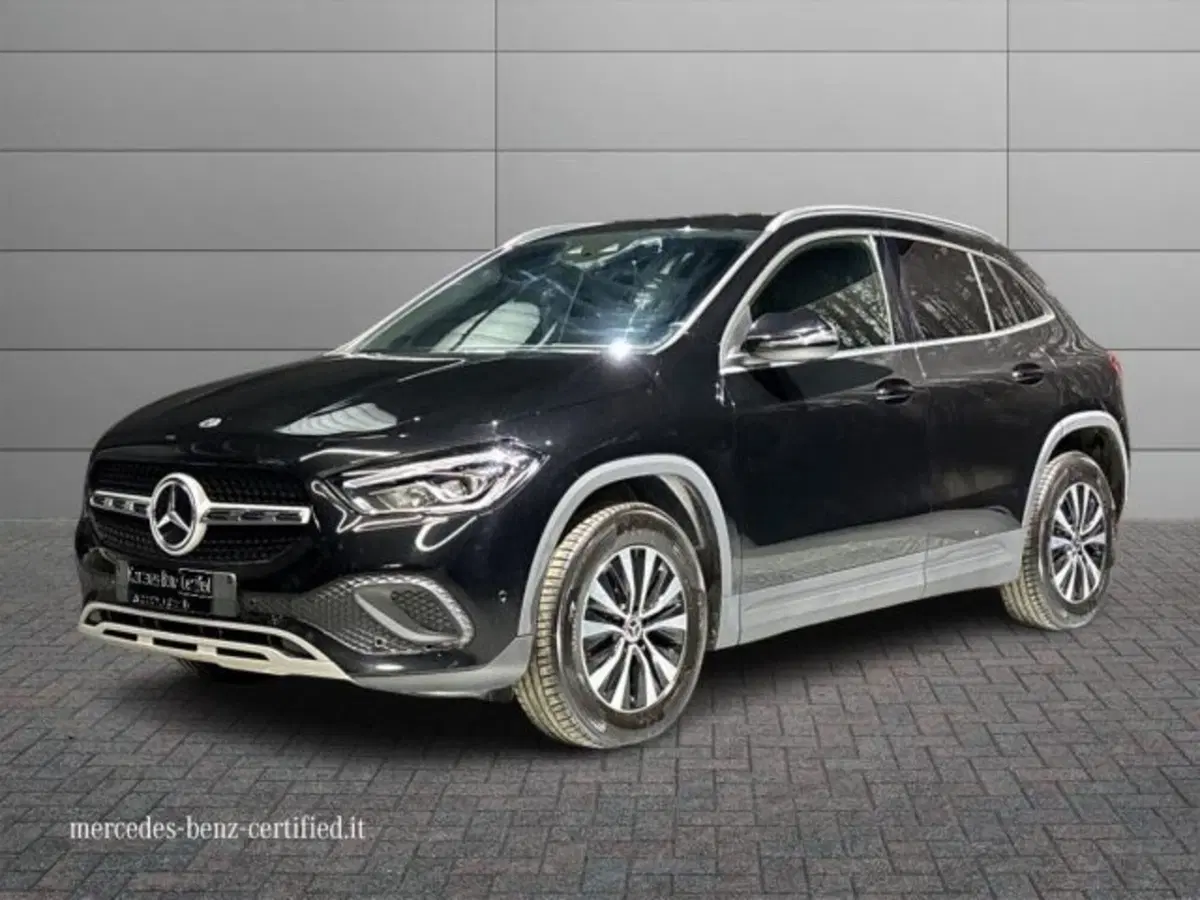 Mercedes-Benz GLA SUV usata a Bologna