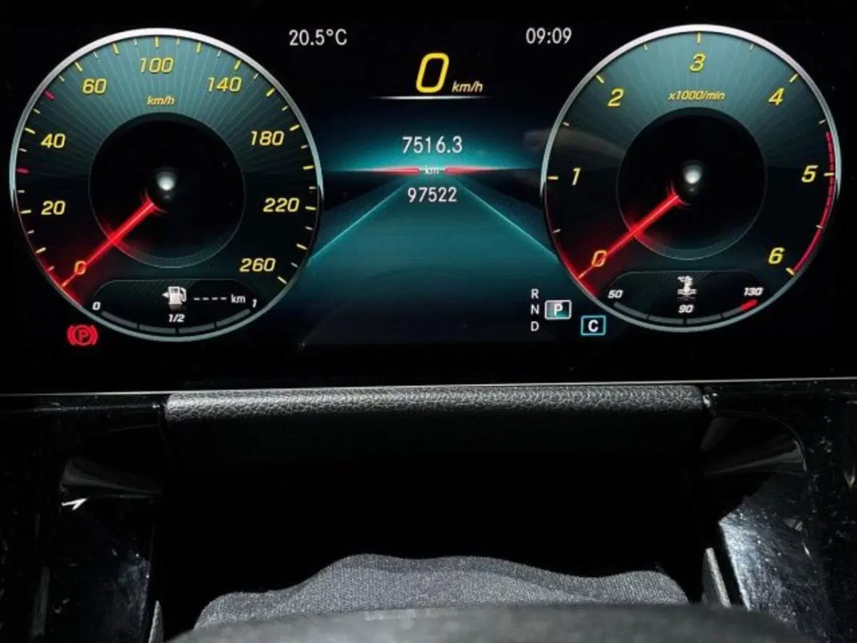 Mercedes-Benz GLA SUV usata a Bologna (13)