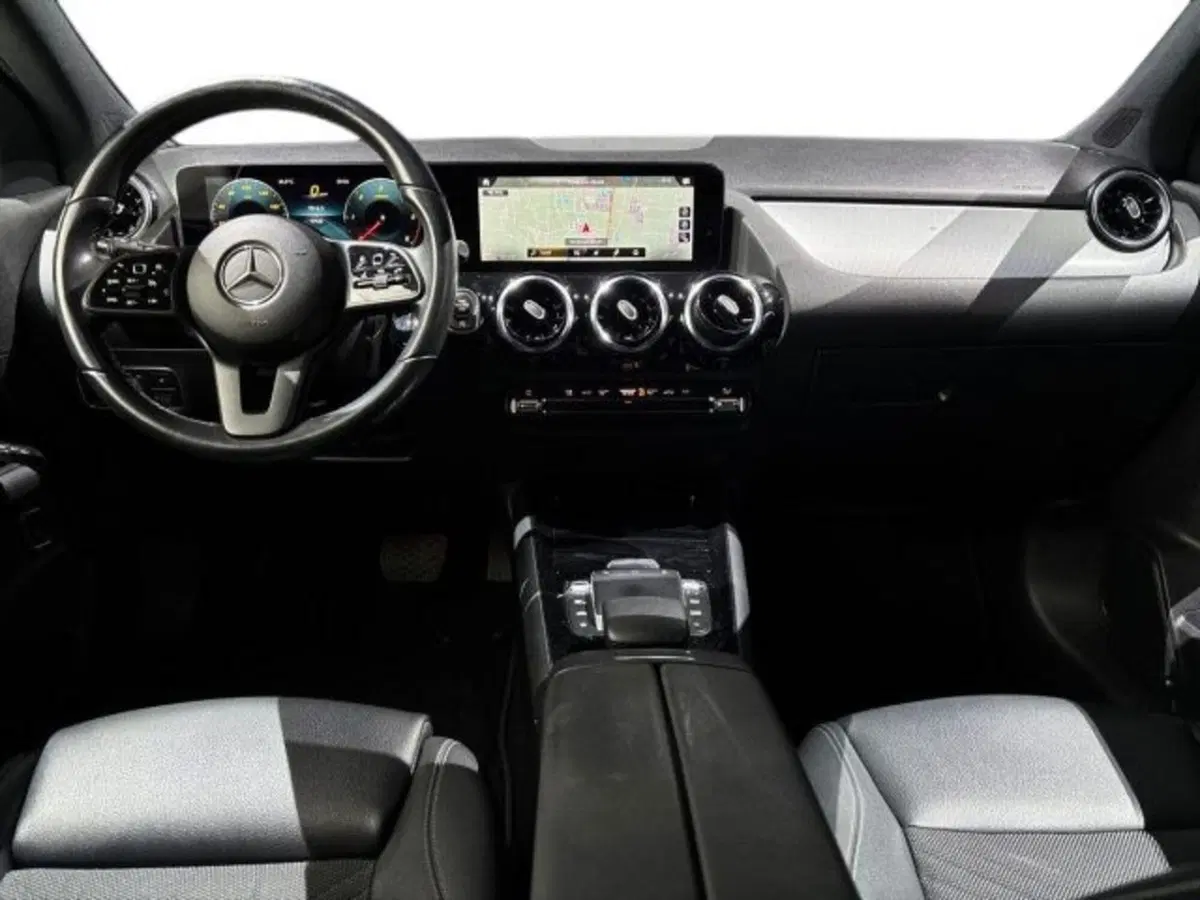 Mercedes-Benz GLA SUV usata a Bologna (9)