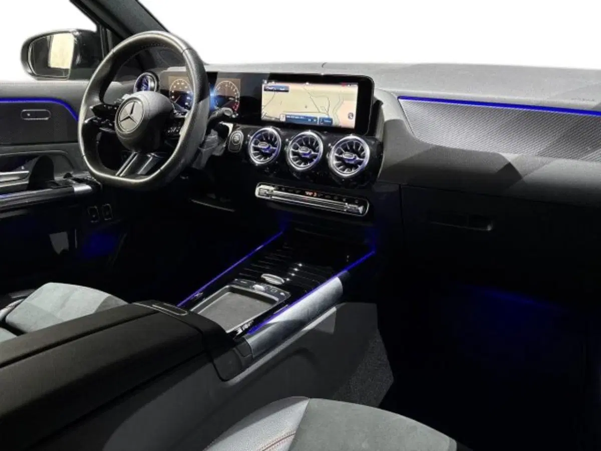 Mercedes-Benz GLA SUV usata a Bologna (15)