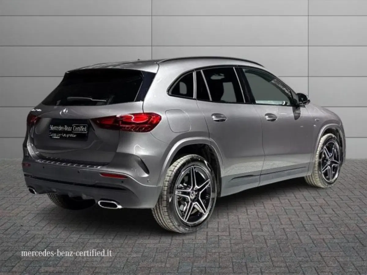 Mercedes-Benz GLA SUV usata a Bologna (2)