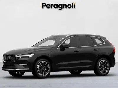 Volvo XC60 T6 Recharge AWD Plug-in Hybrid automatico Plus Bright nuova a Firenze
