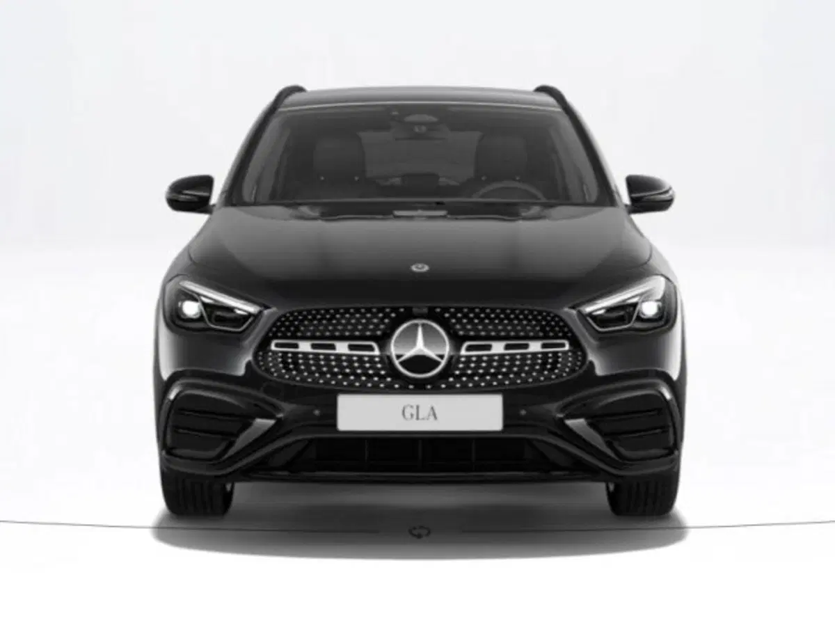 Mercedes-Benz GLA SUV nuova a Verona (3)