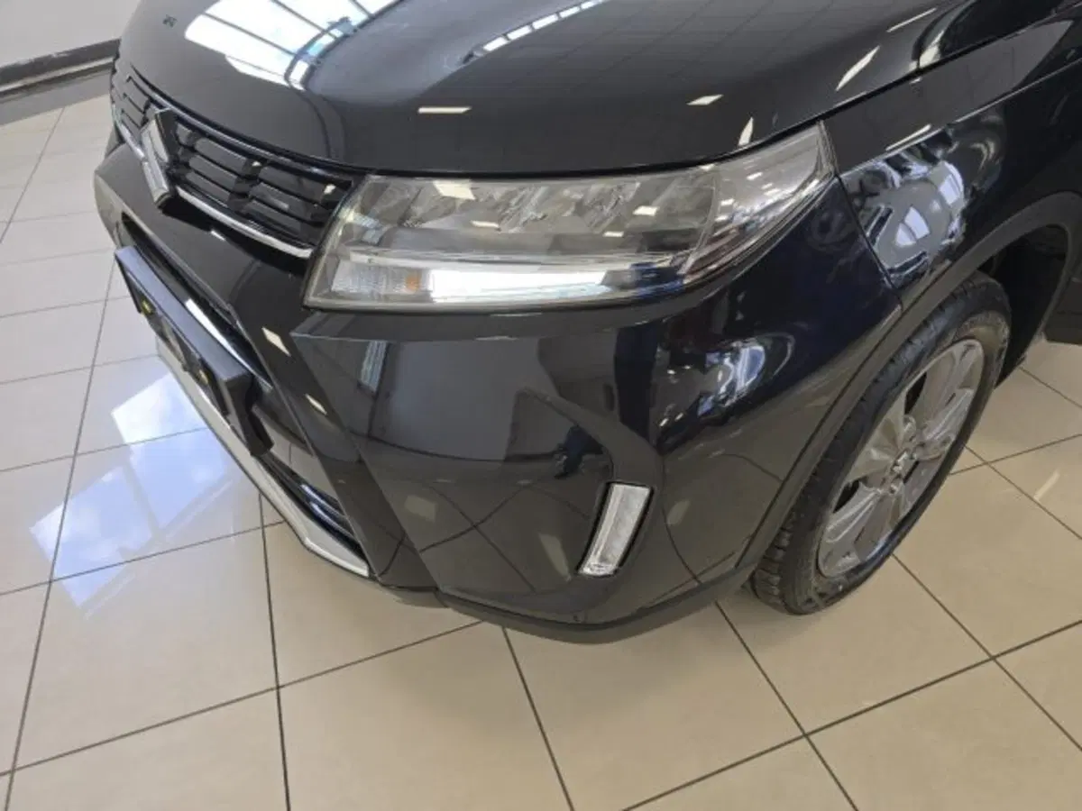 Suzuki Vitara nuova a Reggio Emilia (17)