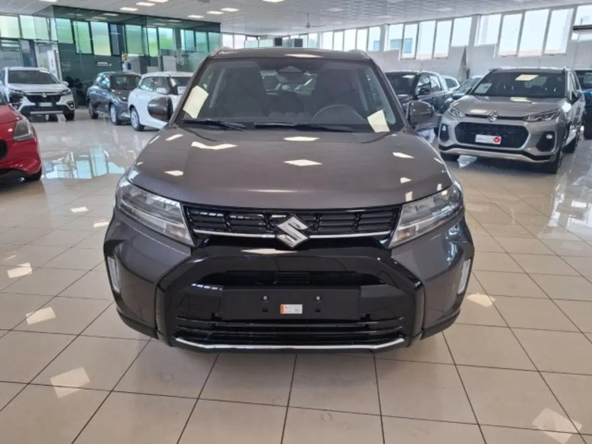 Suzuki Vitara nuova a Reggio Emilia (8)