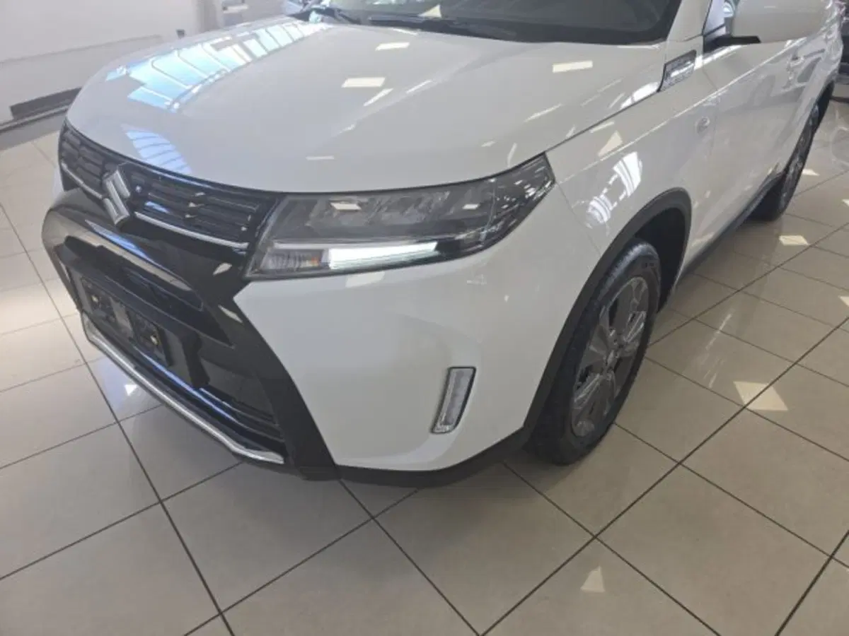 Suzuki Vitara nuova a Reggio Emilia (17)