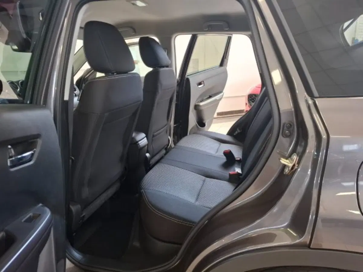 Suzuki Vitara nuova a Reggio Emilia (15)