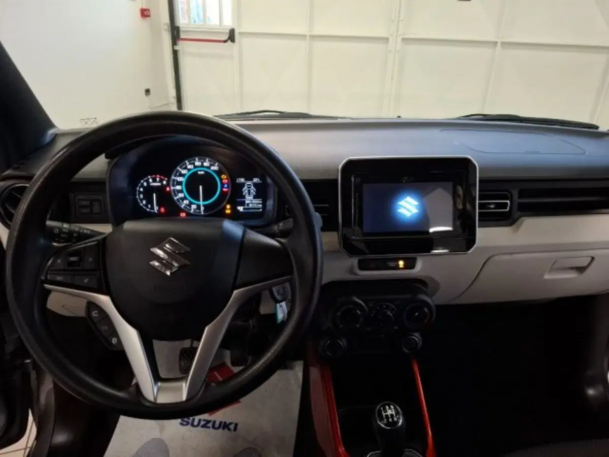 Suzuki Ignis usata a Reggio Emilia (10)