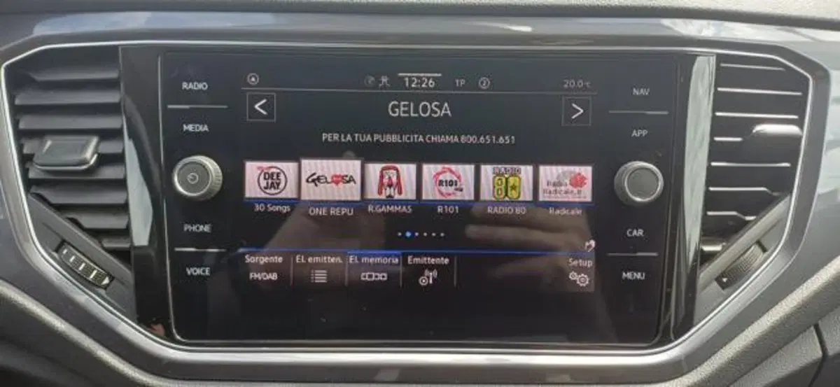 Volkswagen T-Roc usata a Padova (14)