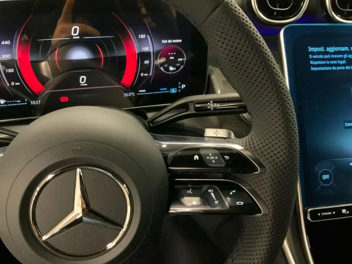 Mercedes-Benz GLC SUV nuova a Bolzano (13)
