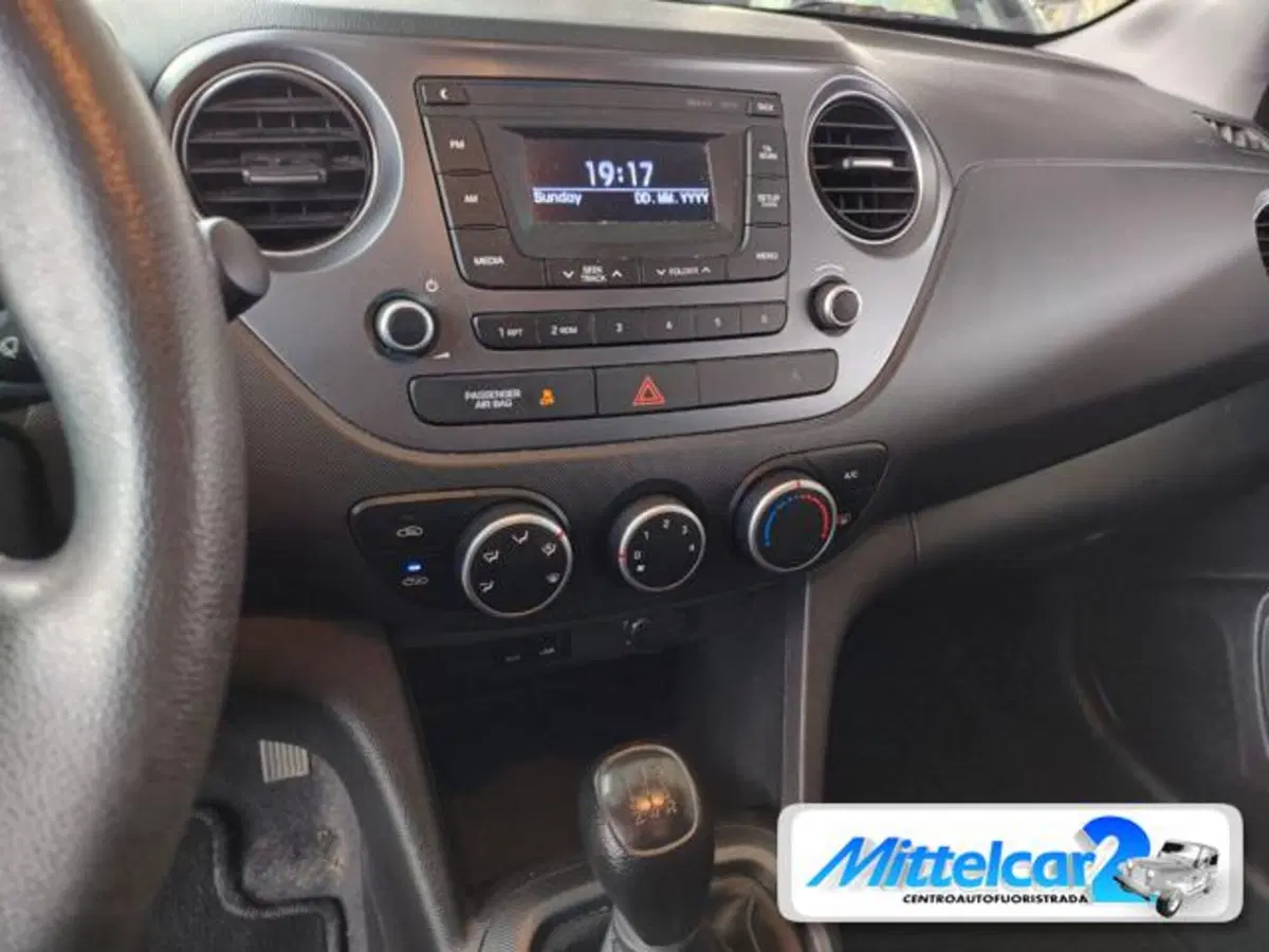 Hyundai i10 usata a Udine (11)