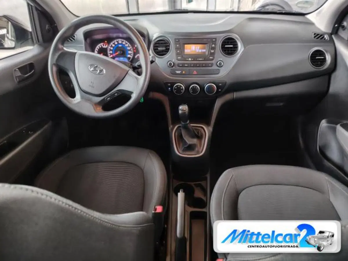 Hyundai i10 usata a Udine (13)